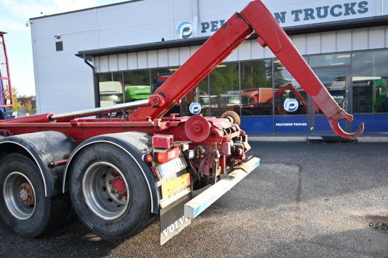 Volvo FH480 8x2 Koukku