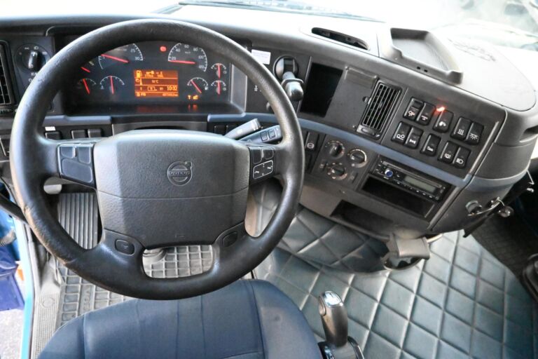 Volvo FH480 8x2 Koukku