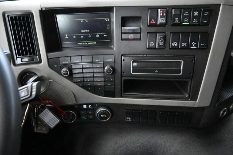 Volvo FM500 8x4*4 HIAB 244 & multilift