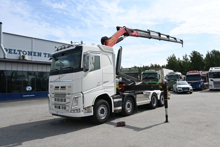 Volvo FH500 8x2 Euro 6 Palfinger 26