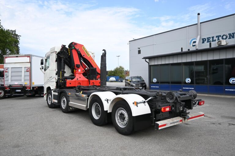 Volvo FH500 8x2 Euro 6 Palfinger 26