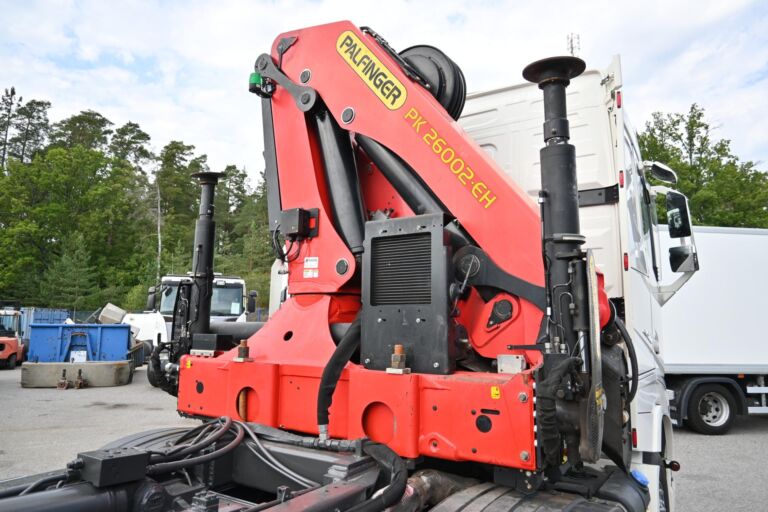 Volvo FH500 8x2 Euro 6 Palfinger 26