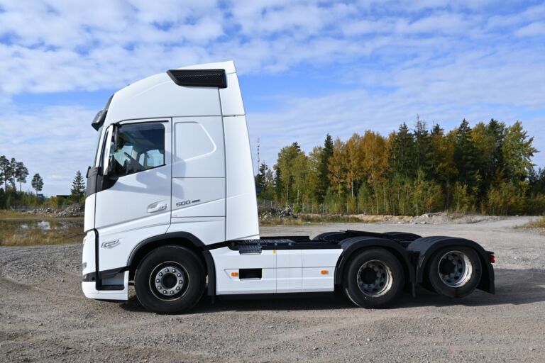 Volvo FH500 6x2 Uusi korinen
