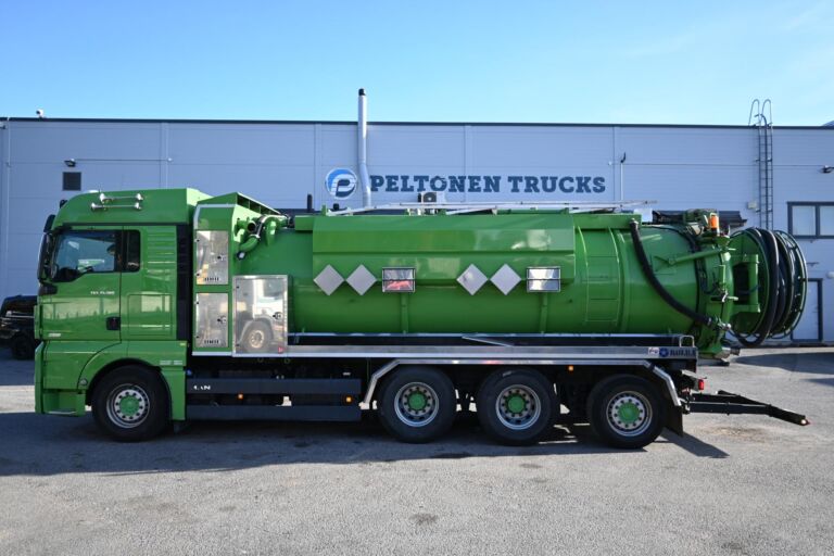 MAN TGX 35.560 8x4*4 ROLBA