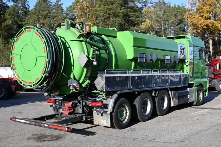 MAN TGX 35.560 8x4*4 ROLBA