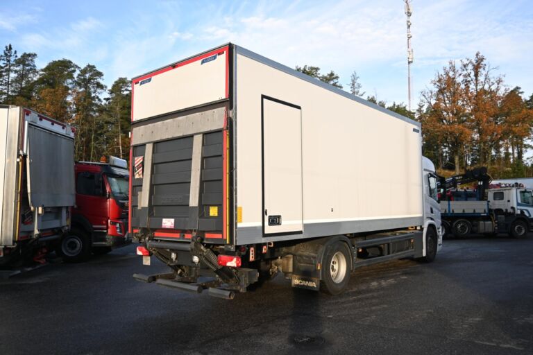 Scania P280 4x2 151tkm