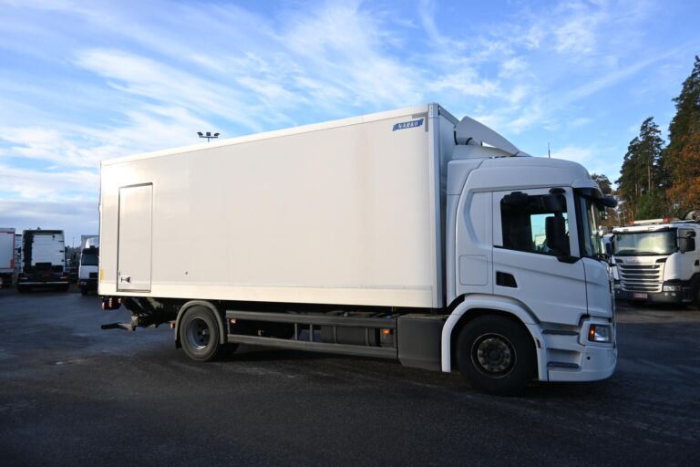 Scania P280 4x2 151tkm