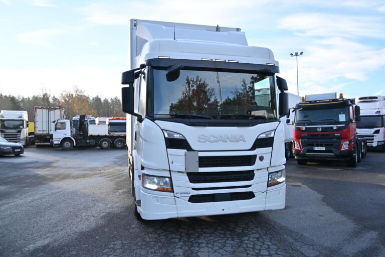 Scania P280 4x2 151tkm