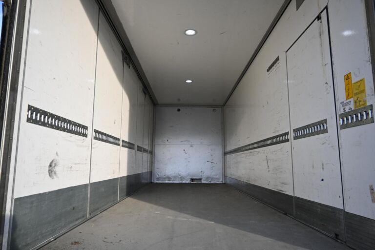 Scania P280 4x2 151tkm