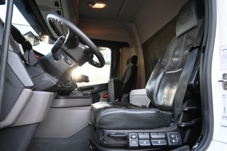 Scania P280 4x2 151tkm