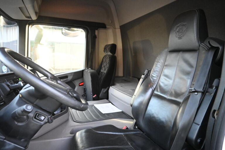 Scania P280 4x2 151tkm