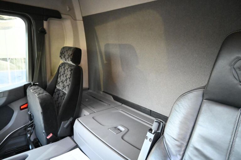 Scania P280 4x2 151tkm