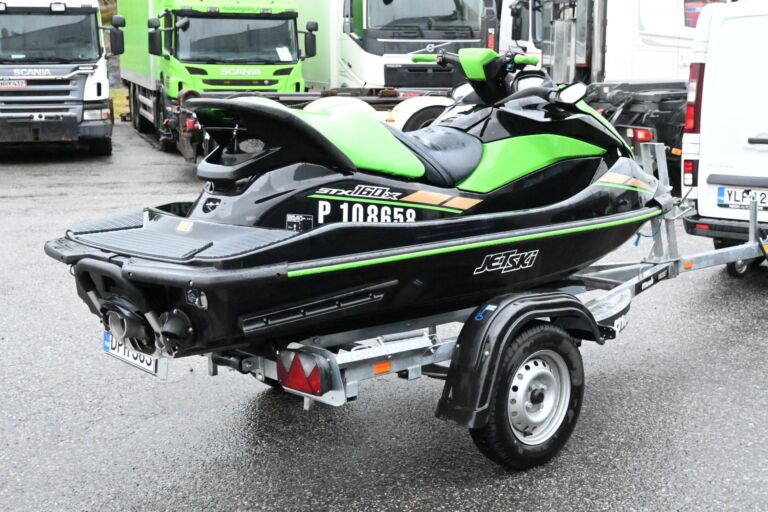 Kawasaki STX 160X