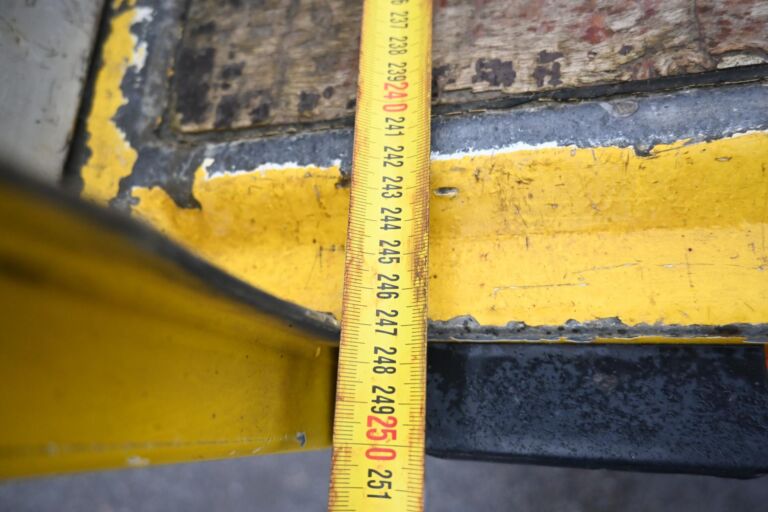 Volvo FM330 6x2*4 Palfinger PK19