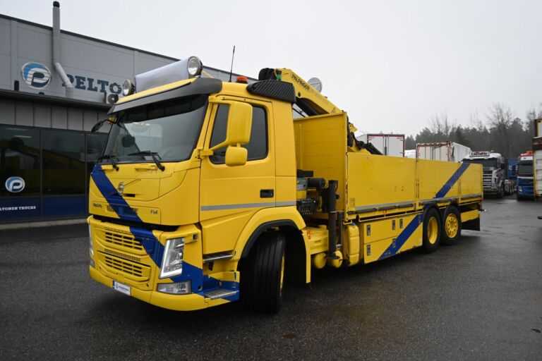 Volvo FM330 6x2*4 Palfinger PK19
