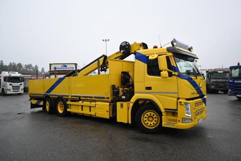 Volvo FM330 6x2*4 Palfinger PK19