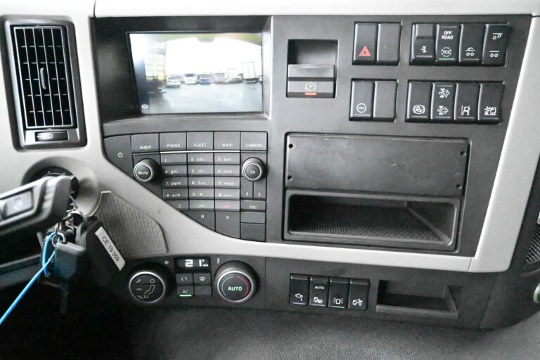 Volvo FM330 6x2*4 Palfinger PK19