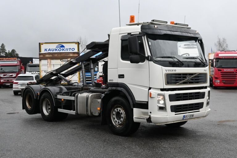 Volvo FM300 6x2