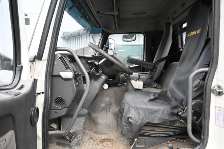 Volvo FM300 6x2