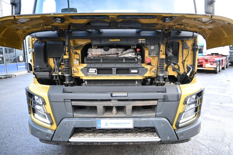 Volvo FMX540 8x4*4