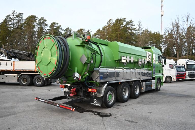 MAN TGX 35.560 8x4*4 ROLBA