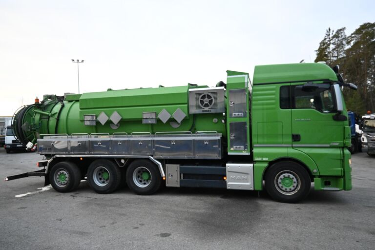 MAN TGX 35.560 8x4*4 ROLBA