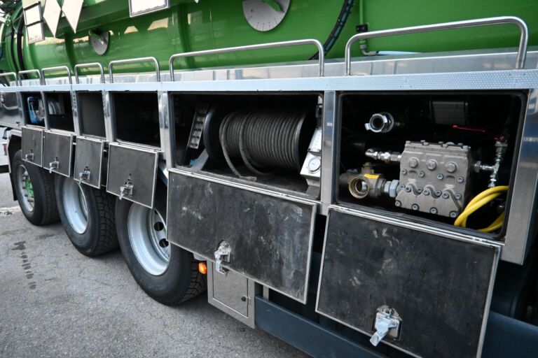 MAN TGX 35.560 8x4*4 ROLBA