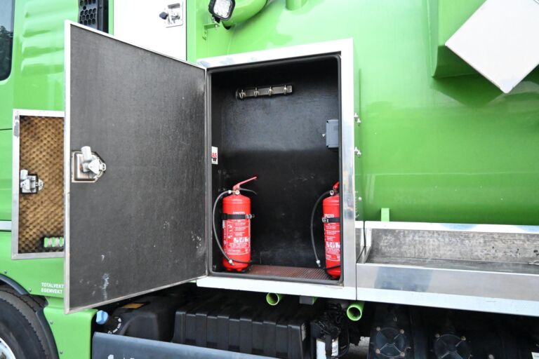 MAN TGX 35.560 8x4*4 ROLBA