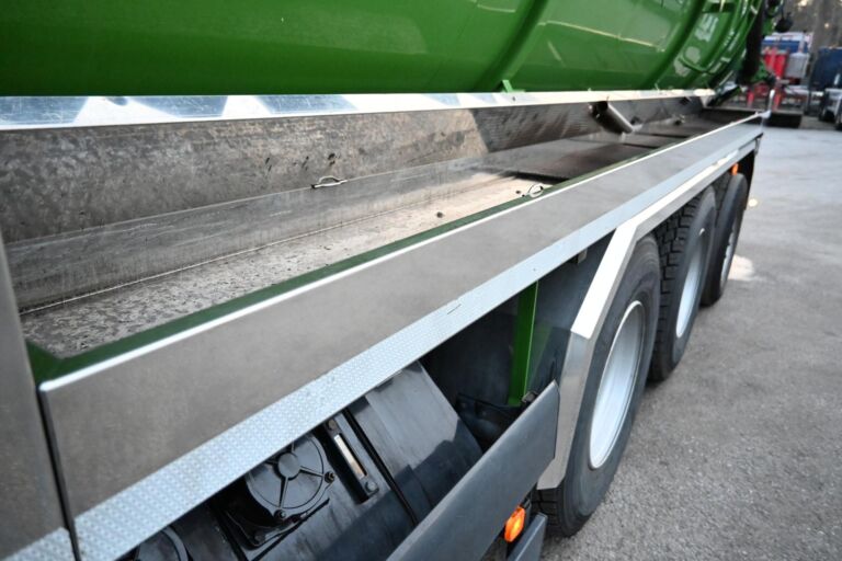 MAN TGX 35.560 8x4*4 ROLBA