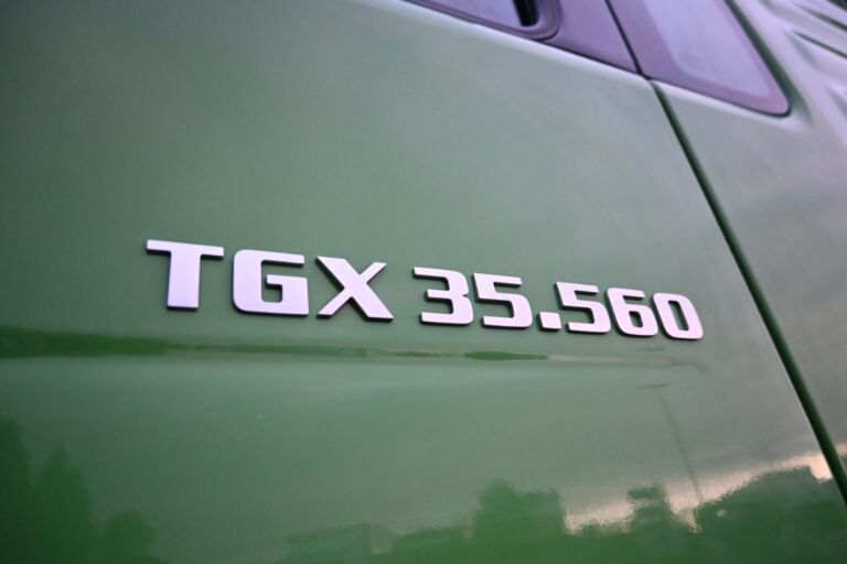 MAN TGX 35.560 8x4*4 ROLBA