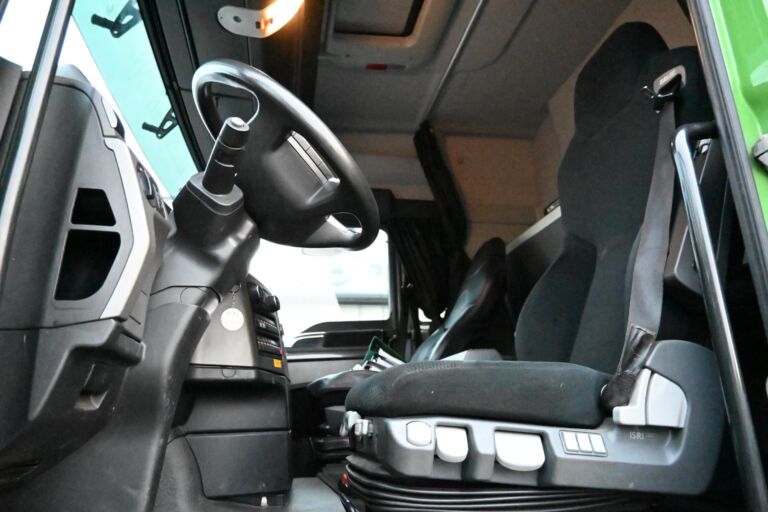 MAN TGX 35.560 8x4*4 ROLBA