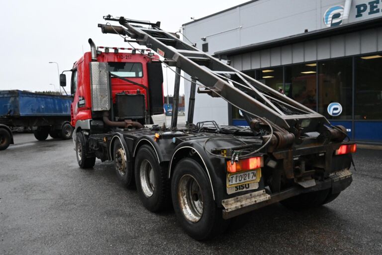 Sisu E11 340 vaijerivaihtolava-auto