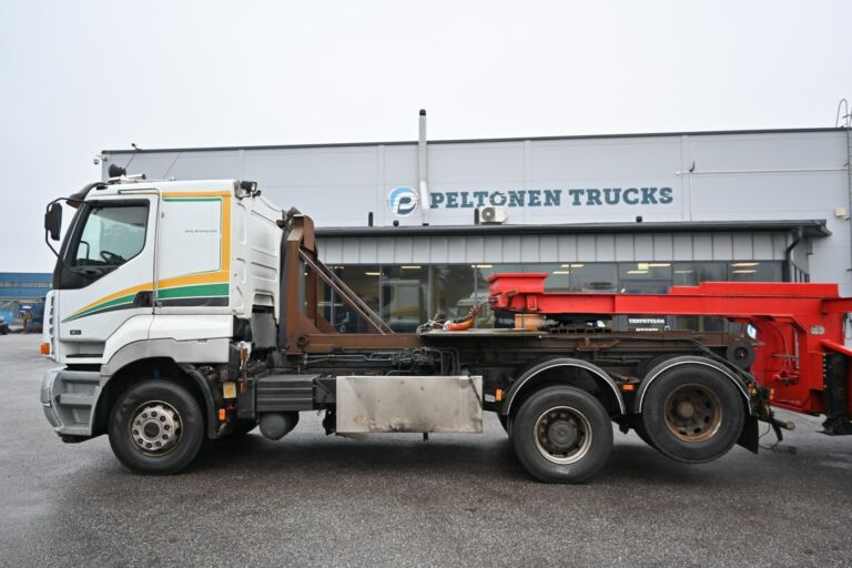 Sisu E13 450 6x2 Koukku / Lavetti