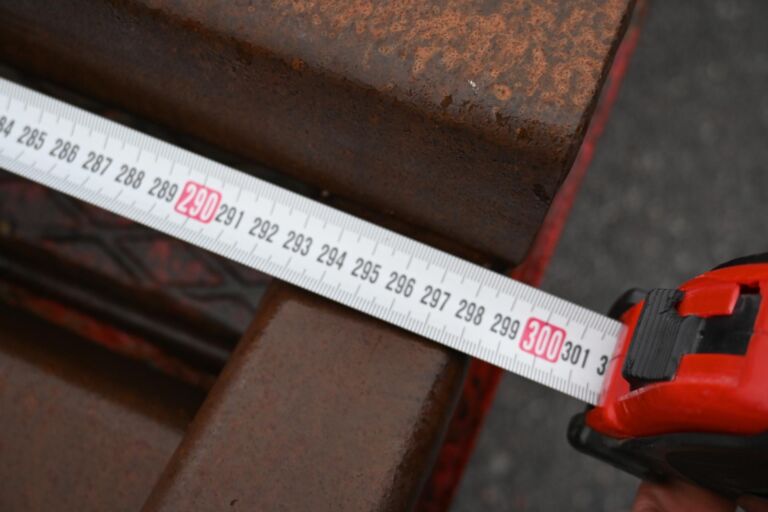 Sisu E13 450 6x2 Koukku / Lavetti