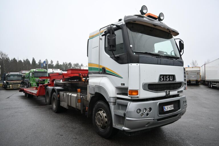 Sisu E13 450 6x2 Koukku / Lavetti