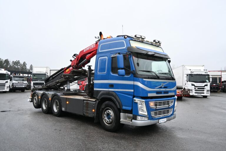 Volvo FM460 8x4*4 Tulossa