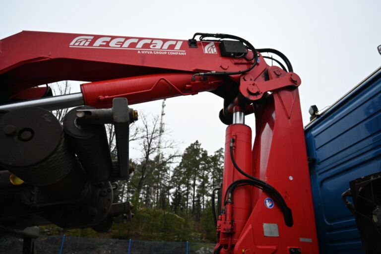 Volvo FM460 8x4*4 Tulossa