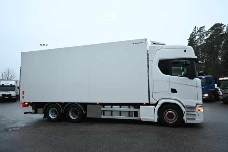 Scania S500 6x2 Siisti