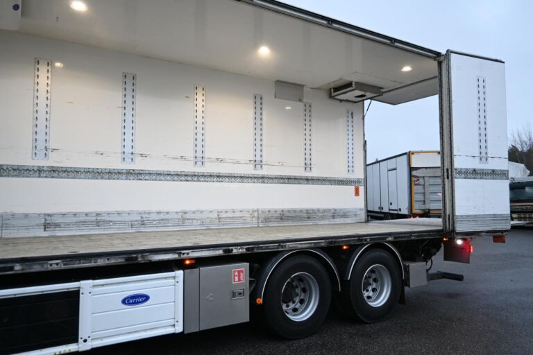 Scania S500 6x2 Siisti