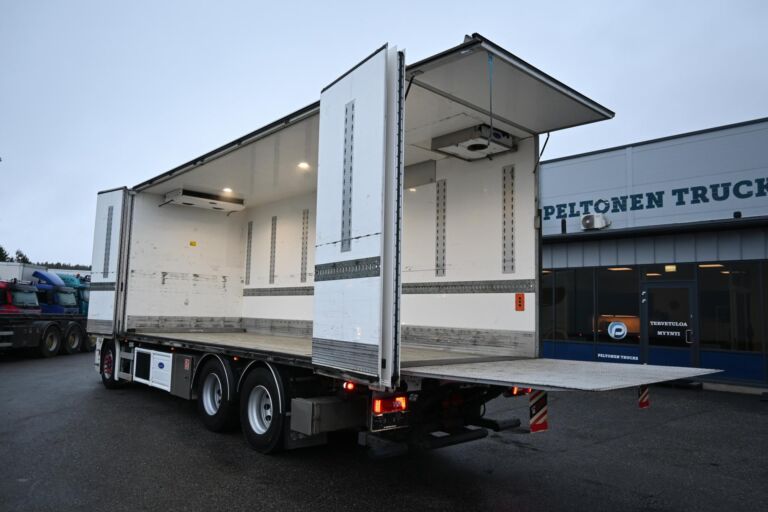 Scania S500 6x2 Siisti