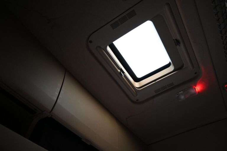 Scania R580 6x4 vetopöytäauto