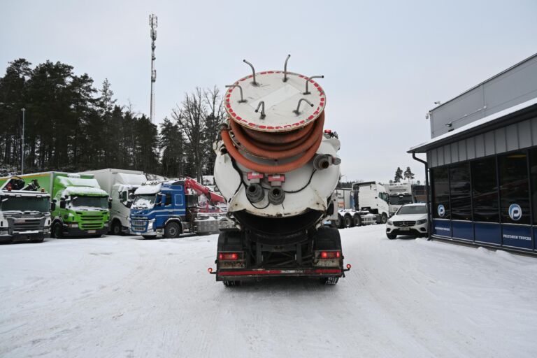 Volvo FH460 8x4*4 EURMARK