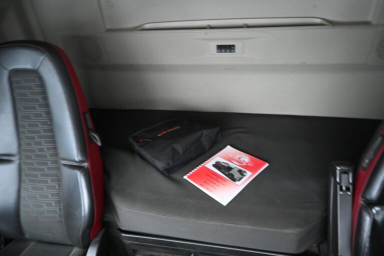 Volvo FH460 8x4*4 EURMARK