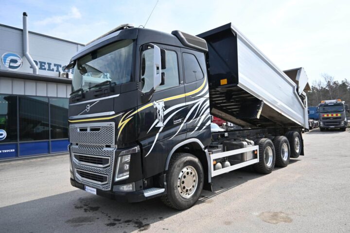 Volvo FH750 8×4 kippiauto