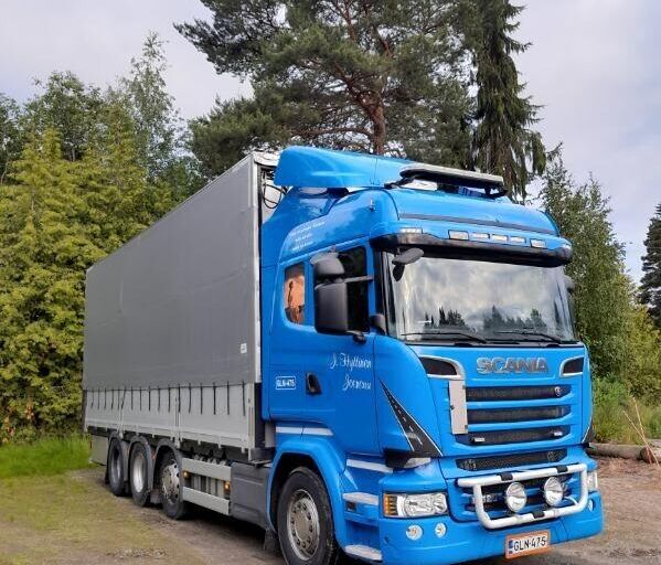 Scania R520 8x2 Yhdistelmä