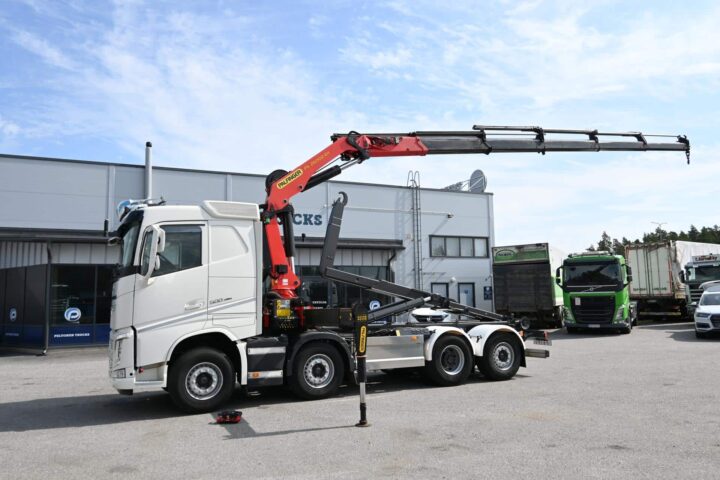 Volvo FH500 8×2 Euro 6 Palfinger 26