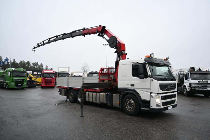 Volvo FM460 6×2 HMF3000K7