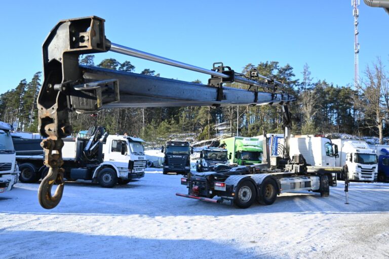 Volvo FM450 6x2 HIAB 211 & Multilift