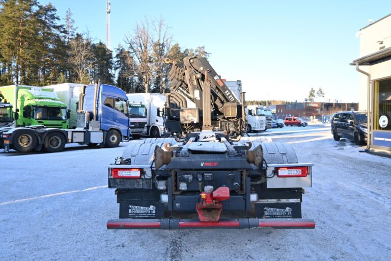 Volvo FM450 6x2 HIAB 211 & Multilift