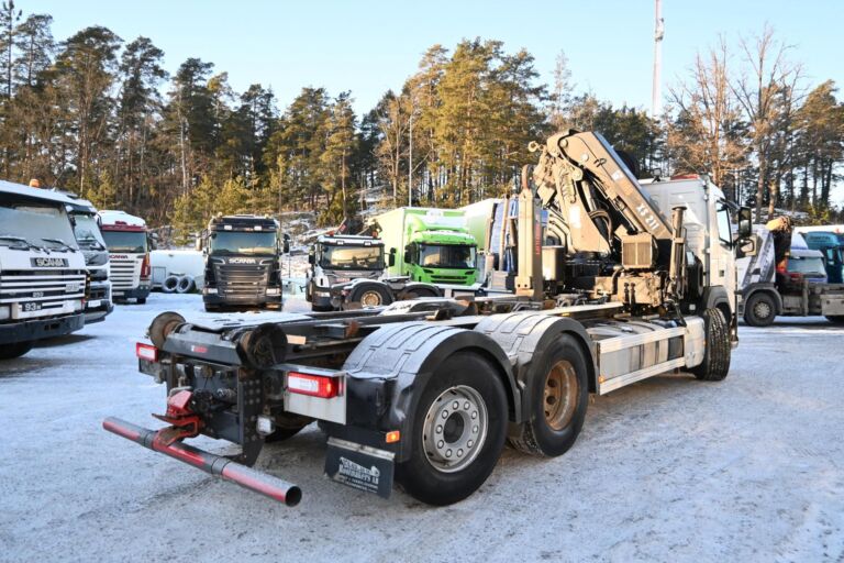 Volvo FM450 6x2 HIAB 211 & Multilift